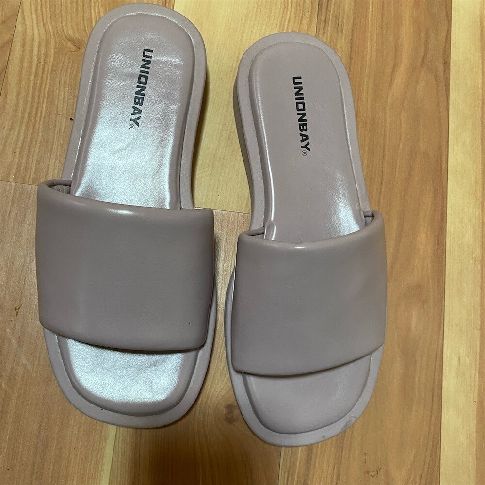 UNIONBAY Womens Slide Sandals Size 7 Beige Taupe Padded Wide Strap Flat